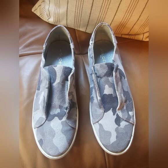 J/Slides Gray Camo Print Slip-on Shoes Size 9.5, Great Condition - Picture 8 of 8